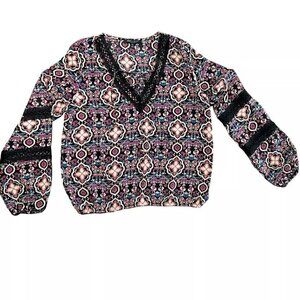 Romeo & Juliet Couture Blouse, Medium